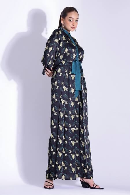 Buy_Studio Surbhi_Green Georgette, Satin Mandarin Collar Printed Kimono Jumpsuit With Belt _Online_at_Aza_Fashions