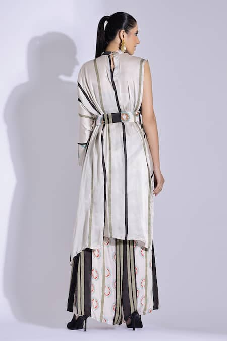 Shop_Studio Surbhi_Off White Georgette, Satin Round Neck Printed Pant Saree With Belt _at_Aza_Fashions