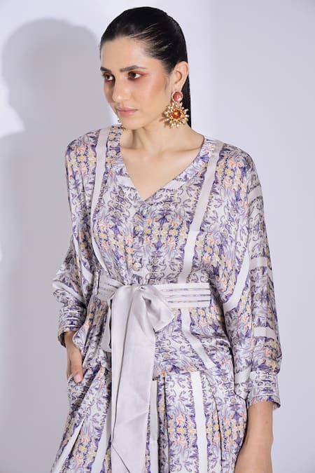 Shop Studio Surbhi Grey Georgette, Satin V-neck Botanical Print Shirt And Pant Set Online at Aza Fashions Shop_Studio Surbhi_Grey Georgette, Satin V-neck Botanical Print Shirt And Pant Set _Online_at_Aza_Fashions