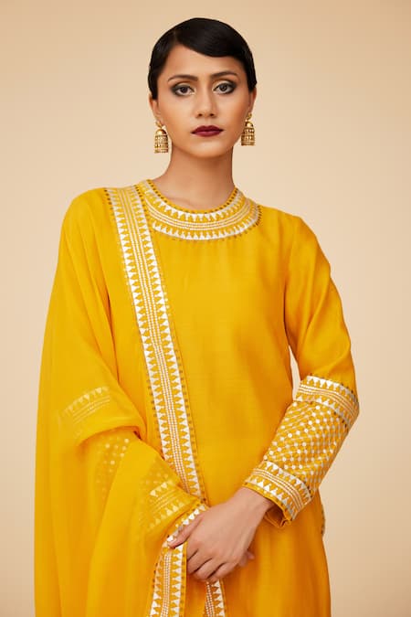 Buy Priyal Prakash Yellow Chanderi, Cotton, Viscose Sequins, Zari Flora Jaal Embroidered Kurta Set Online at Aza Fashions Buy_Priyal Prakash_Yellow Chanderi, Cotton, Viscose Sequins, Zari Flora Jaal Embroidered Kurta Set _Online_at_Aza_Fashions