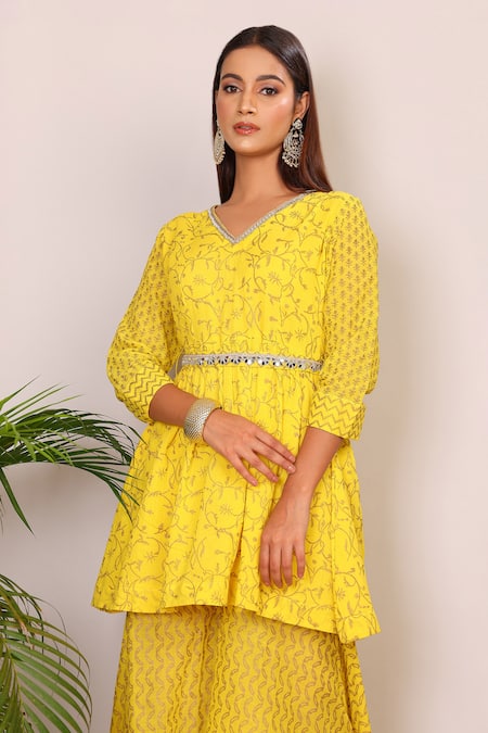 Nazar By Indu_Yellow Cotton Embroidery V-neck Floral Print Kurta And Palazzo Set _at_Aza_Fashions