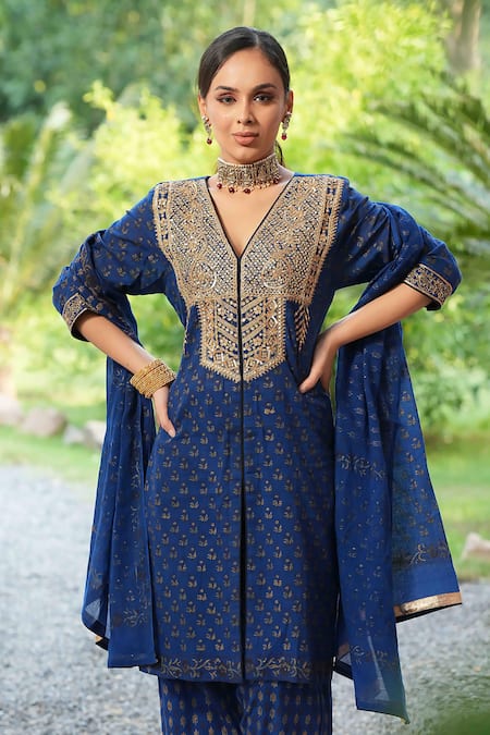 Nazar By Indu_Blue Cotton Sequins, Embroidery V-neck Hand Block Print Kurta Pant Set _at_Aza_Fashions