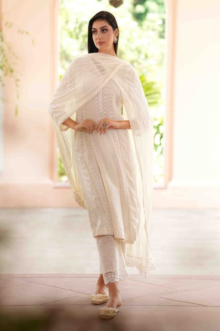 Shop_Nazar By Indu_White Cotton Embroidery V-neck Tonal Kurta Pant Set _Online_at_Aza_Fashions