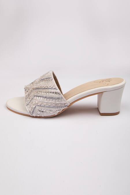 SCHON ZAPATO White Embroidered Heera Heels Online at Aza Fashions SCHON ZAPATO_White Embroidered Heera Heels _Online_at_Aza_Fashions