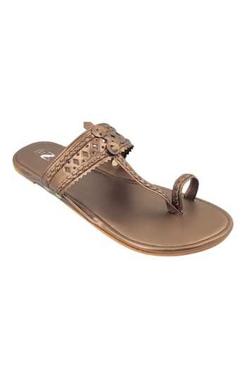 Buy The Madras Trunk Brown Metallic Cutwork Strap Kolhapuris Online at Aza Fashions Buy_The Madras Trunk_Brown Metallic Cutwork Strap Kolhapuris _Online_at_Aza_Fashions