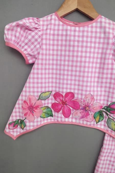 Label Neeti Pink Cotton Embroidery, Petunia Patch Work Checkered Top With Palazzo Pant Online at Aza Fashions Label Neeti_Pink Cotton Embroidery, Petunia Patch Work Checkered Top With Palazzo Pant _Online_at_Aza_Fashions