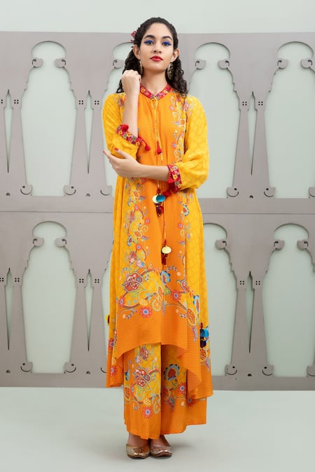 Lila_Multi Color Crepe Embroidery, Sequins Floral Jaal Pattern Kurta Pant Set_Online_at_Aza_Fashions