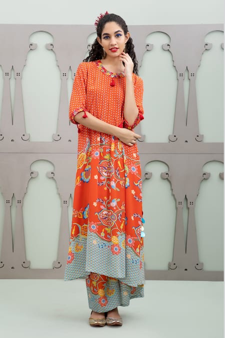 Lila Lalie Floral Garden Pattern Kurta With Pant 