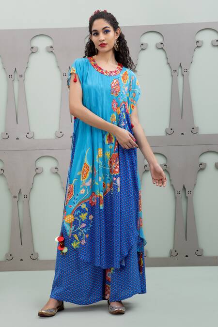 Lila_Blue Crepe Embroidery, Sequins Round Floral Pattern Tonal Ombre Kurta With Pant_Online_at_Aza_Fashions