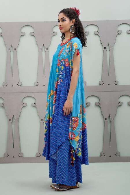 Shop_Lila_Blue Crepe Embroidery, Sequins Round Floral Pattern Tonal Ombre Kurta With Pant_Online_at_Aza_Fashions