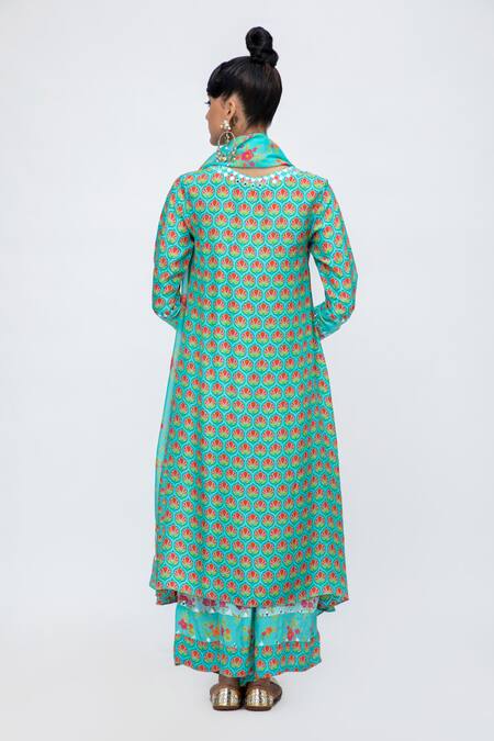 Shop Lila Blue Crepe Embroidery Round Neck Fiza Floral Blossom Print Kurta Pant Set at Aza Fashions Shop_Lila_Blue Crepe Embroidery Round Neck Fiza Floral Blossom Print Kurta Pant Set_at_Aza_Fashions