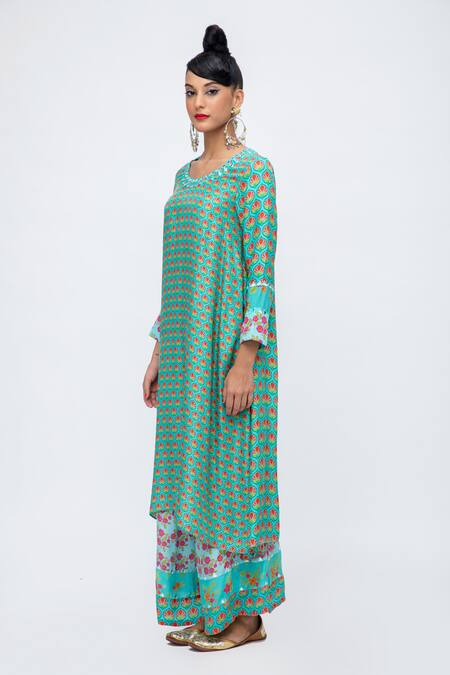 Buy Lila Blue Crepe Embroidery Round Neck Fiza Floral Blossom Print Kurta Pant Set Buy_Lila_Blue Crepe Embroidery Round Neck Fiza Floral Blossom Print Kurta Pant Set