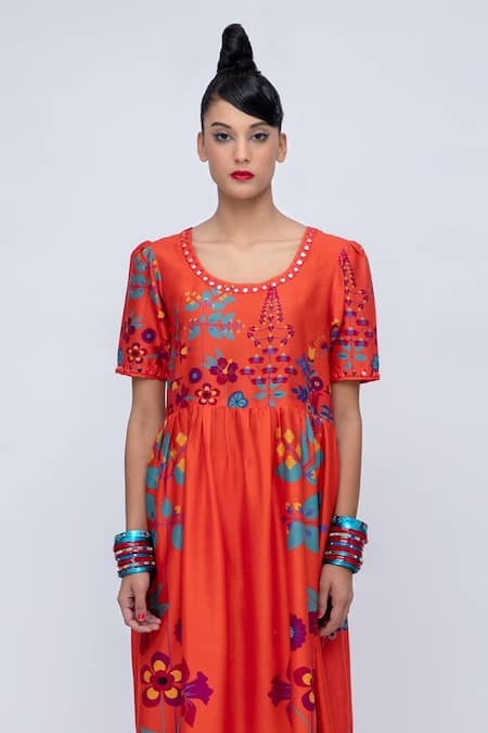 Lila_Orange Cotton, Silk Embroidery, Mirrors Round Genelia Printed Kurta Pant Set _Online_at_Aza_Fashions