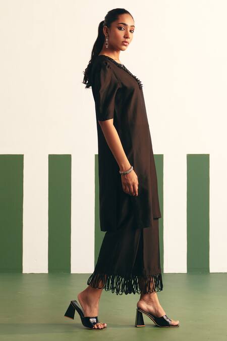 Buy Reeti Arneja - Theklub Black Chanderi Sequins, Lace Split Darla Placement Embroidered Kurta With Pant Online at Aza Fashions Buy_Reeti Arneja - Theklub_Black Chanderi Sequins, Lace Split Darla Placement Embroidered Kurta With Pant _Online_at_Aza_Fashions