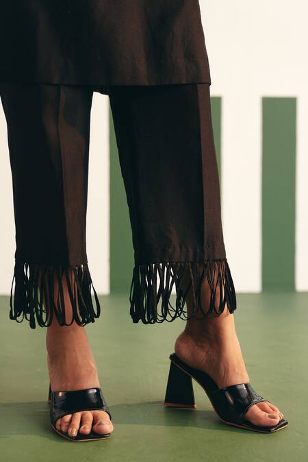 Reeti Arneja - Theklub Black Chanderi Sequins, Lace Split Darla Placement Embroidered Kurta With Pant at Aza Fashions Reeti Arneja - Theklub_Black Chanderi Sequins, Lace Split Darla Placement Embroidered Kurta With Pant _at_Aza_Fashions