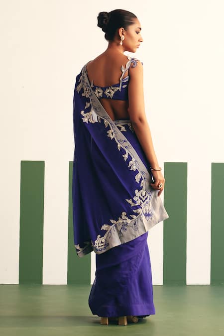 Reeti Arneja - Theklub Asena Pre-Stitched Floral Embroidered Saree With Blouse 
