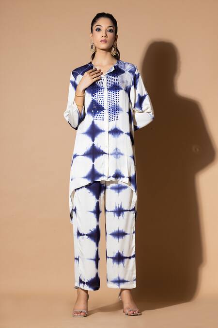 Zeefaa_Blue Modal, Satin Sequins Split V-neck Tie-dye Pattern Kurta And Straight Pant Set_at_Aza_Fashions