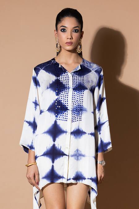 Zeefaa_Blue Modal, Satin Embroidery, Sequins Split V-neck Tie-dye Pattern Kurta_Online_at_Aza_Fashions