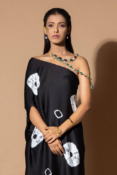 Zeefaa_Black Modal, Satin Beads, Embroidery Abstract Pattern Tunic And Straight Pant Set_Online_at_Aza_Fashions