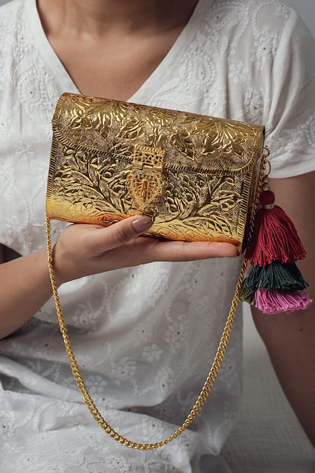 Artklim Rust Box Shaped Clutch With Golden String