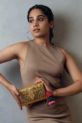 Shop_Riti_Gold Floral Paatr Letter Box Shaped Purse