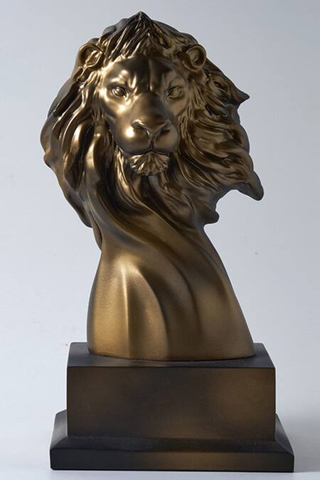 Shop H2h Gold Fibre Lion Sculpture at Aza Fashions Shop_H2h_Gold Fibre Lion Sculpture_at_Aza_Fashions
