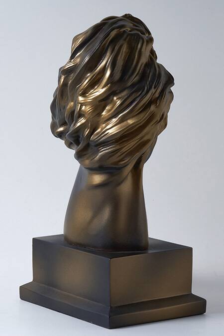 Buy H2h Gold Fibre Lion Sculpture Online at Aza Fashions Buy_H2h_Gold Fibre Lion Sculpture_Online_at_Aza_Fashions