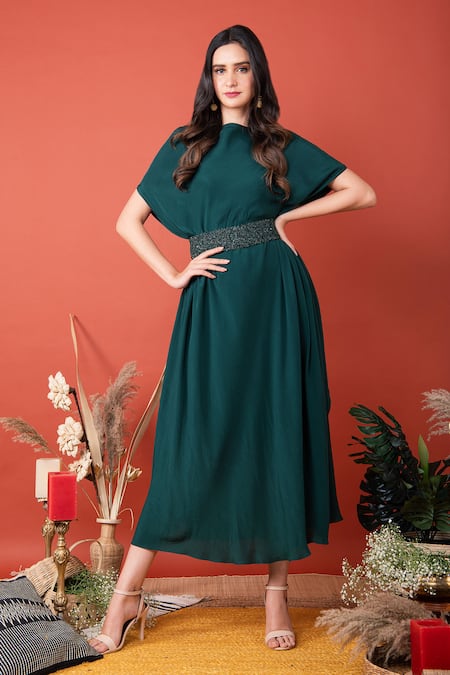 LABEL SHRISTI CHETANI Green Crepe Boat Neck Khoob Poncho Sleeves Dress With Embellished Belt 