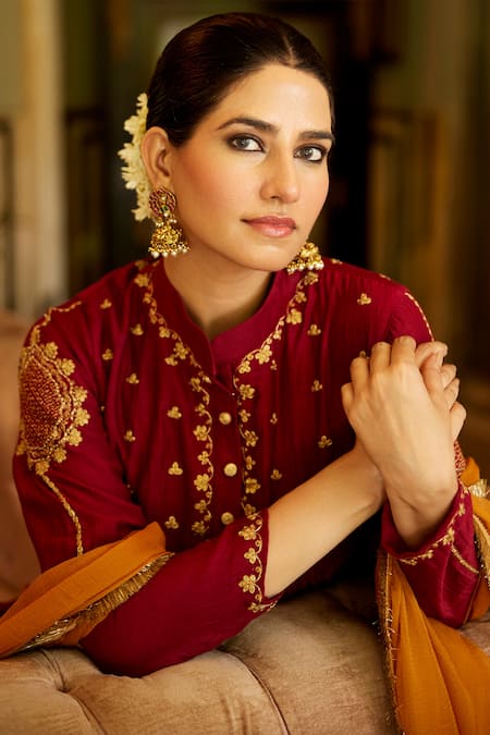 Nimbu Mirchi_Maroon Chanderi, Chiffon Embroidery Mandarin Blossom Peplum Kurta Palazzo Set _Online_at_Aza_Fashions