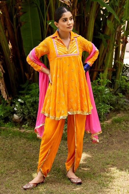 Nimbu Mirchi Orange Pure Chanderi Embroidery Mukaish Floral Kurta Dhoti Pant Set 