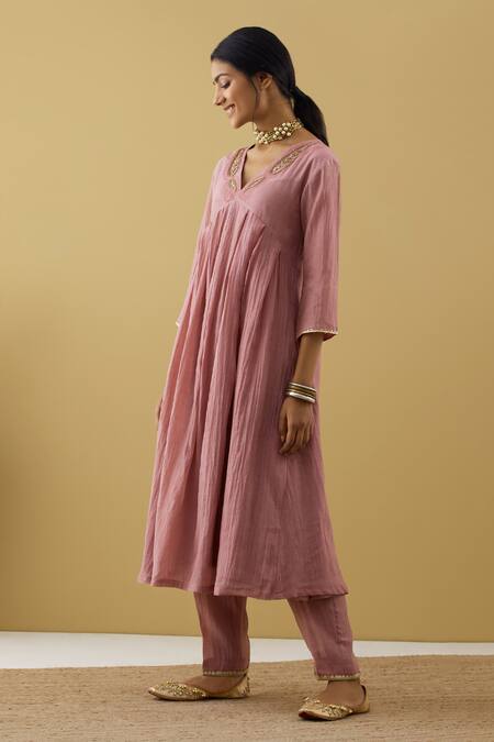 Shop Tashee Purple Chanderi Sequins, Beads V-neck Gathered Embroidered Kurta And Pant Set Online at Aza Fashions Shop_Tashee_Purple Chanderi Sequins, Beads V-neck Gathered Embroidered Kurta And Pant Set _Online_at_Aza_Fashions