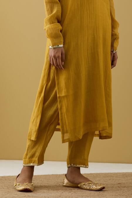 Tashee_Yellow Chanderi Sequins, Zari Split V-neck Sleeve Embroidered Kurta And Pant Set _at_Aza_Fashions