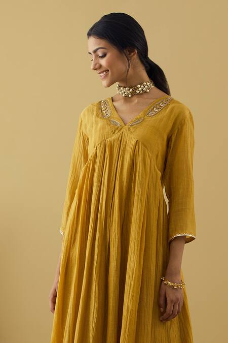 Tashee Yellow Chanderi Sequins, Beads, Embroidery V-neck Gathered Kurta Pant Set Online at Aza Fashions Tashee_Yellow Chanderi Sequins, Beads, Embroidery V-neck Gathered Kurta Pant Set _Online_at_Aza_Fashions