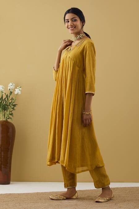 Buy Tashee Yellow Chanderi Sequins, Beads, Embroidery V-neck Gathered Kurta Pant Set Online at Aza Fashions Buy_Tashee_Yellow Chanderi Sequins, Beads, Embroidery V-neck Gathered Kurta Pant Set _Online_at_Aza_Fashions