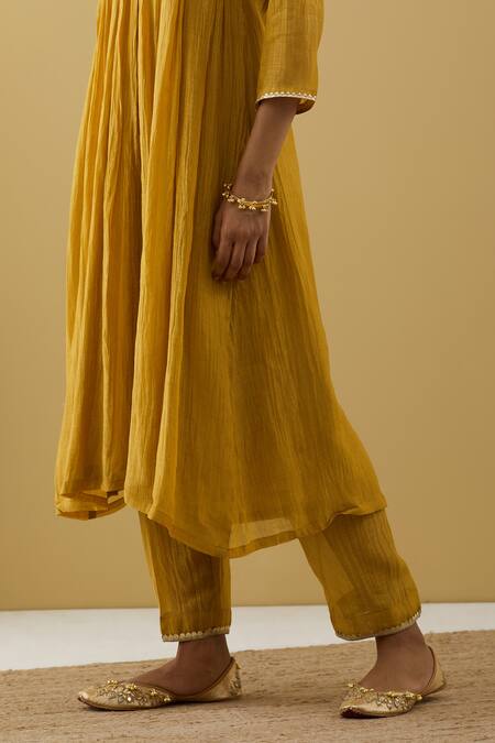 Shop Tashee Yellow Chanderi Sequins, Beads, Embroidery V-neck Gathered Kurta Pant Set Online at Aza Fashions Shop_Tashee_Yellow Chanderi Sequins, Beads, Embroidery V-neck Gathered Kurta Pant Set _Online_at_Aza_Fashions