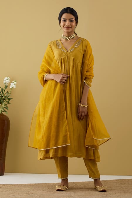 Tashee Yellow Chanderi Sequins, Beads, Embroidery V-neck Gathered Kurta Pant Set 