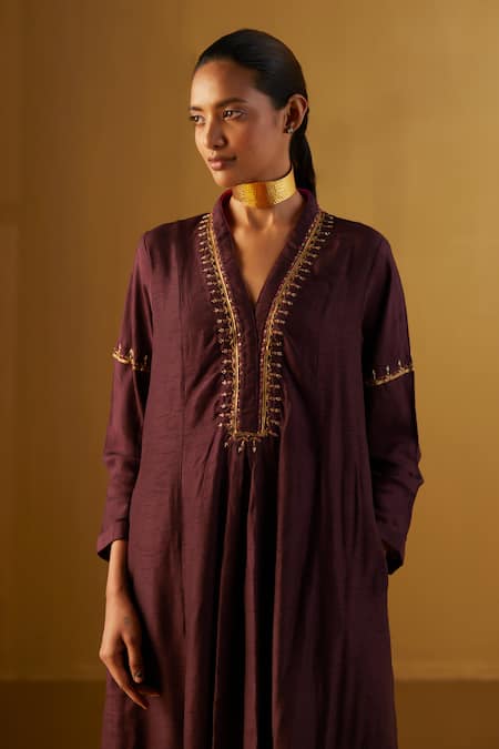 Buy_Shorshe Clothing_Wine Silk Embroidery V-neck Sashiko Raw Kurta _Online_at_Aza_Fashions