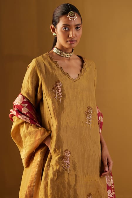 Shorshe Clothing_Gold Handloom Cotton, Linen Embroidery Scoop Tannu Tissue Kurta And Sharara Set _Online_at_Aza_Fashions