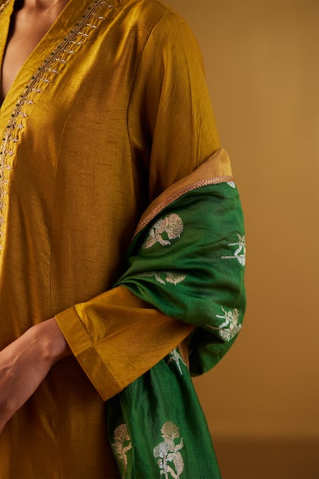 Buy_Shorshe Clothing_Green Brocade, Handloom Cotton Embroidery, Lace Floral Woven Dupatta _Online_at_Aza_Fashions