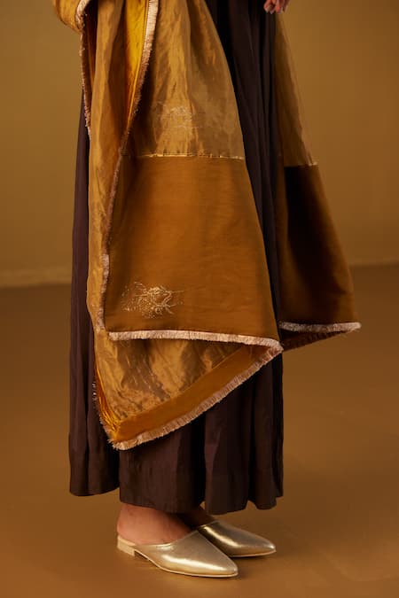 Shorshe Clothing Floral Placement Hand Block Print Dupatta