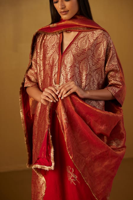 Shorshe Clothing Floral Hand Block Print Dupatta