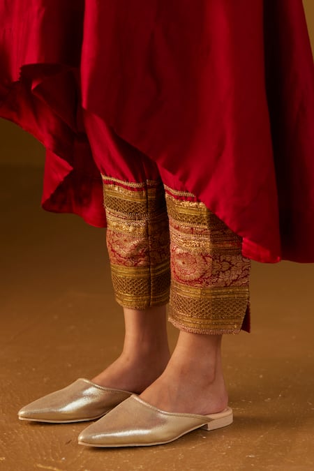 Buy_Shorshe Clothing_Red Chanderi Embroidery, Gota Patti Boat Oonch Neech A-line Kurta And Pant Set _Online_at_Aza_Fashions