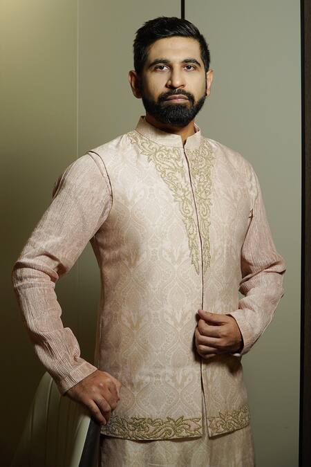 Soniya G_Pink Cotton Embroidery Damask Dori Bundi Kurta Set _Online_at_Aza_Fashions