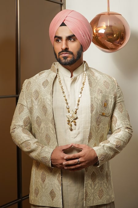 Soniya G Ivory Cotton Embroidery Damask Bundi Set Online at Aza Fashions Soniya G_Ivory Cotton Embroidery Damask Bundi Set _Online_at_Aza_Fashions