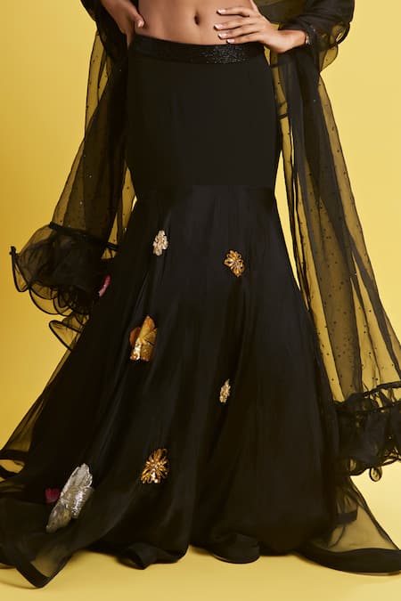 Shop Surily G Black Organza Sequins, Stones, Applique Embroidered Fish Cut Lehenga Skirt Online at Aza Fashions Shop_Surily G_Black Organza Sequins, Stones, Applique Embroidered Fish Cut Lehenga Skirt _Online_at_Aza_Fashions