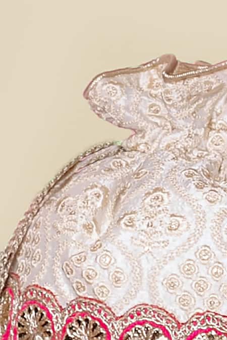 Shop Amyra Off White Lace, Pearls, Embroidery Spiti Potli Bag Online at Aza Fashions Shop_Amyra_Off White Lace, Pearls, Embroidery Spiti Potli Bag _Online_at_Aza_Fashions