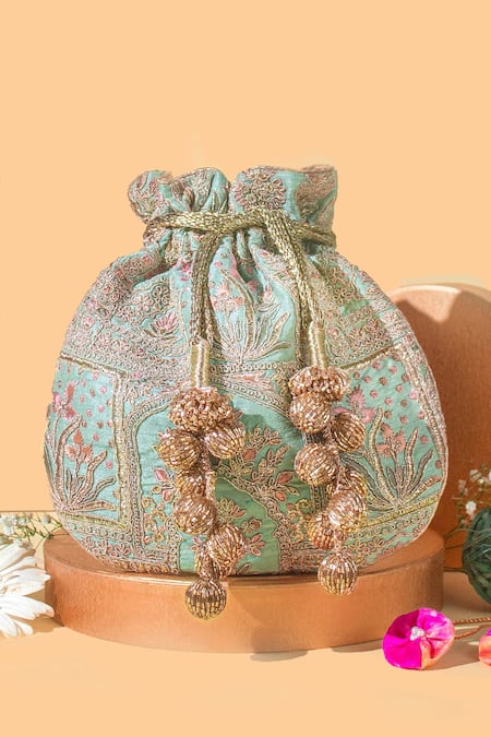 AMYRA Amer Embroidered Potlli Bag 