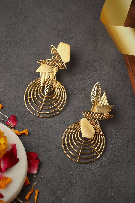 Buy Itrana Gold Plated Cut Work, Chains Circular Cutwork Earrings Online at Aza Fashions Buy_Itrana_Gold Plated Cut Work, Chains Circular Cutwork Earrings _Online_at_Aza_Fashions