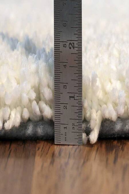 Shop_Kaleen India_White 100% Polyester Hand Tufted Daisy Oval Rug