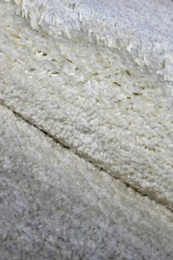Buy_Kaleen India_White 100% Polyester Hand Tufted Daisy Square Rug